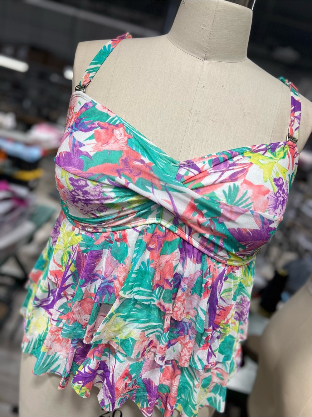 Women's floral print ruffled tankini top 20